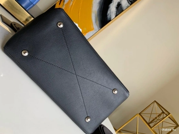 HOBO LOUIS MM VUITTON BEAUBOURG 0822